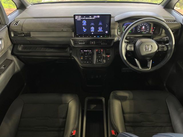 STEPWAGON e:HEV SPADA