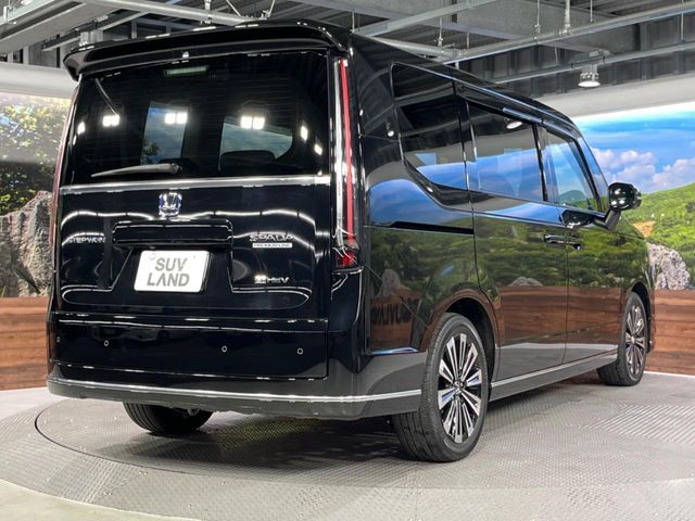 STEPWAGON e:HEV SPADA