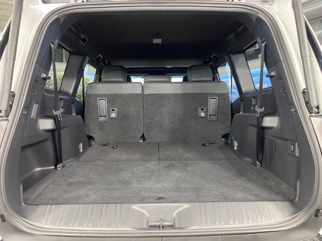 LANDCRUISER 250