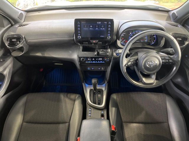 YARIS CROSS HYBRID