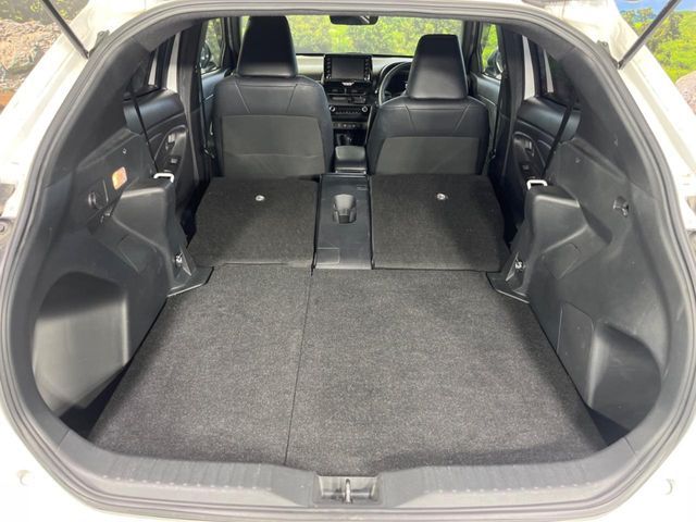 YARIS CROSS HYBRID