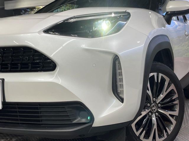 YARIS CROSS HYBRID