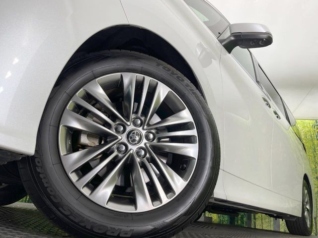 ALPHARD hybrid
