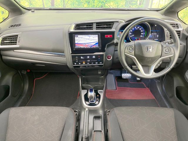 FIT HYBRID