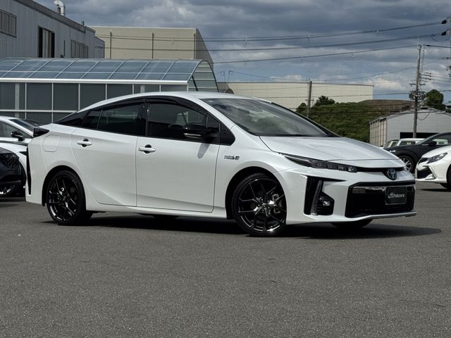 PRIUS PHV