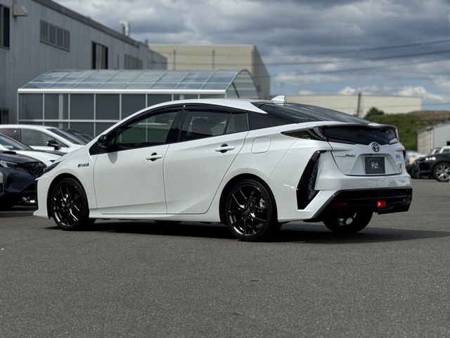 PRIUS PHV