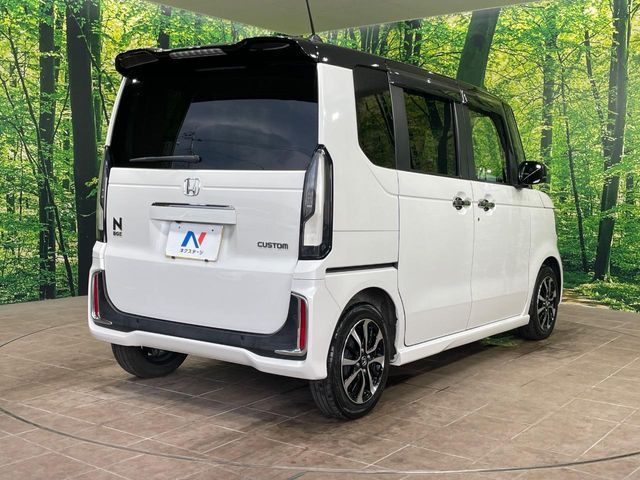 N BOX CUSTOM