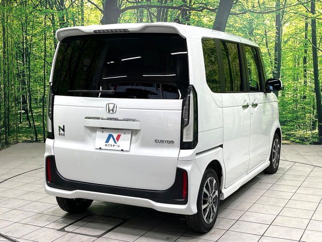 N BOX CUSTOM