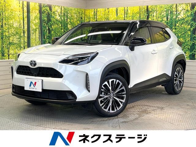 YARIS CROSS