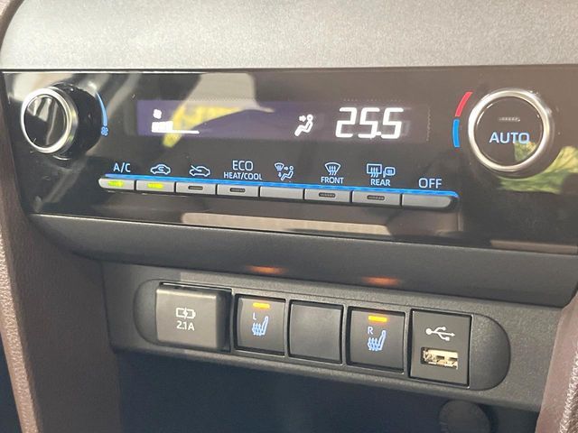 YARIS CROSS