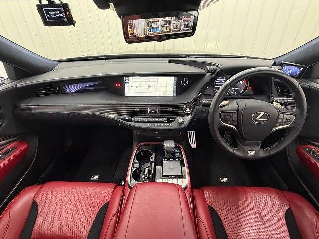 LEXUS LS500 4WD