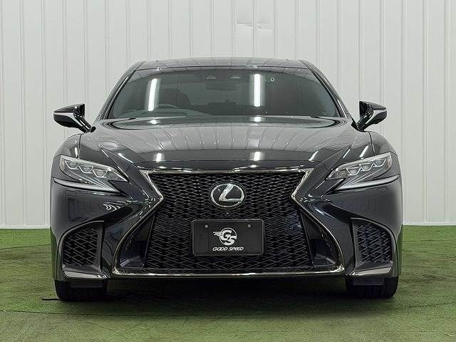 LEXUS LS500 4WD