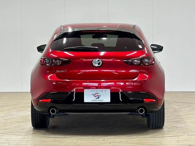 MAZDA3 FASTBACK