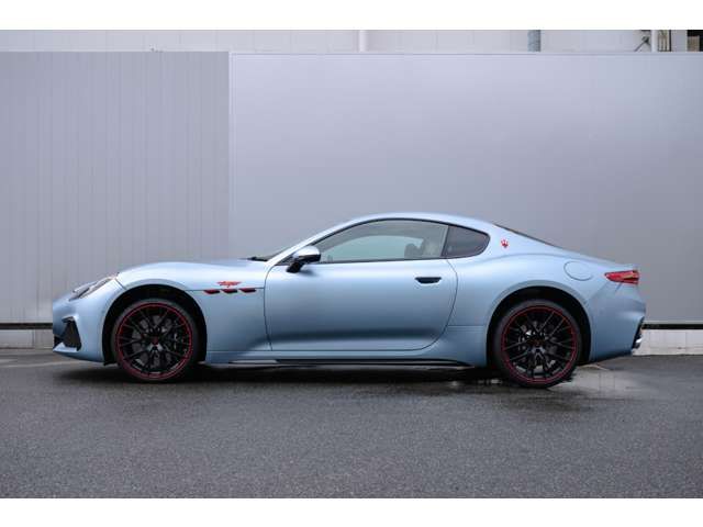 MASERATI GRANTURISMO