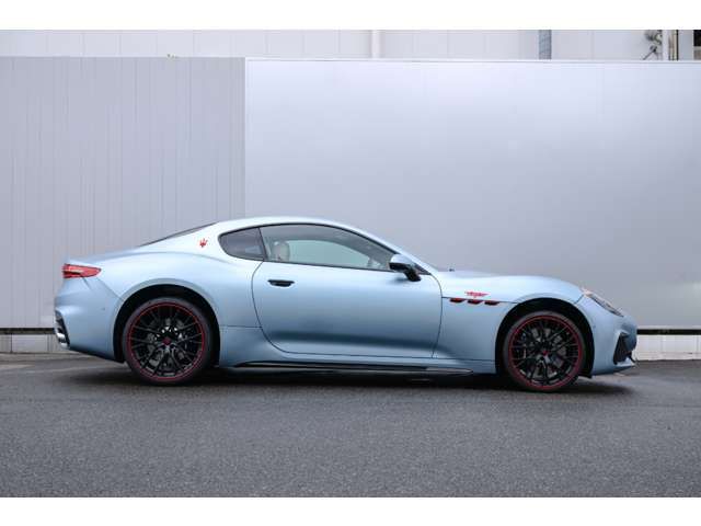 MASERATI GRANTURISMO