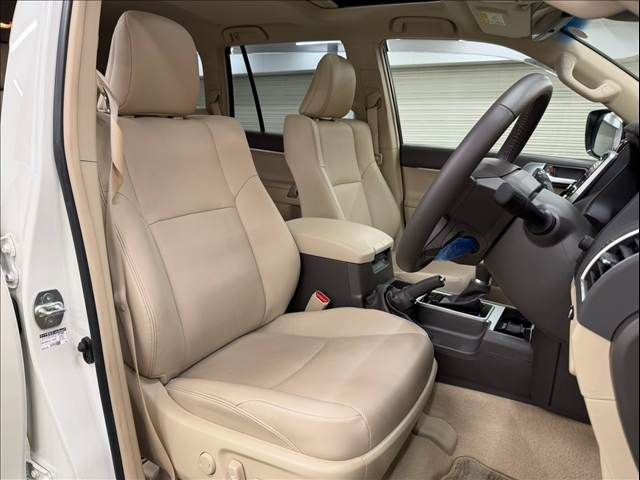 LANDCRUISER PRADO