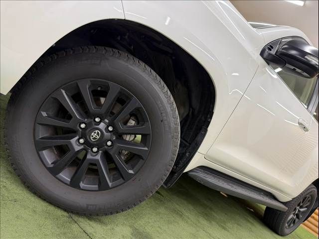 LANDCRUISER PRADO