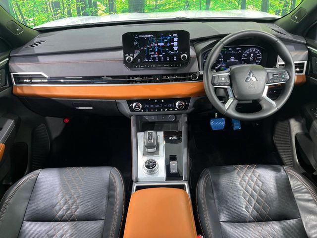 OUTLANDER PHEV