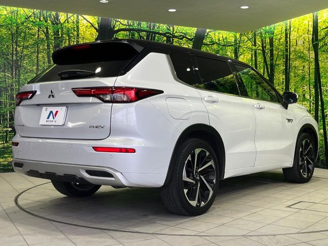 OUTLANDER PHEV