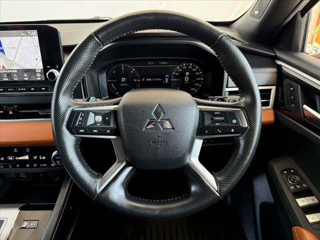 OUTLANDER PHEV