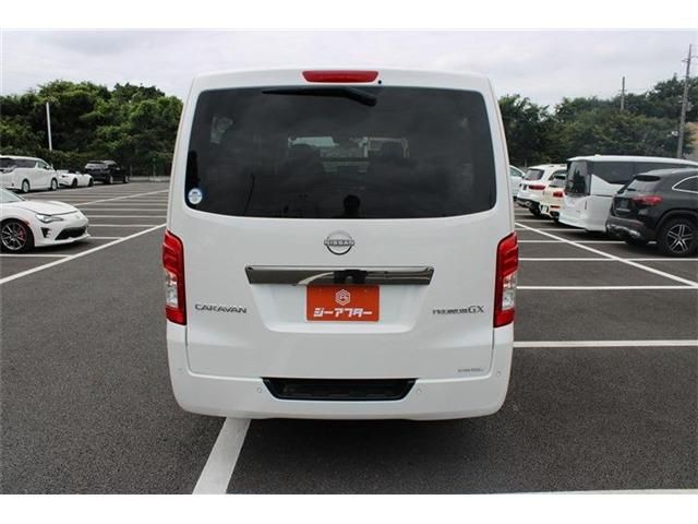 CARAVAN van 2WD