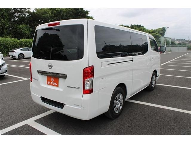 CARAVAN van 2WD