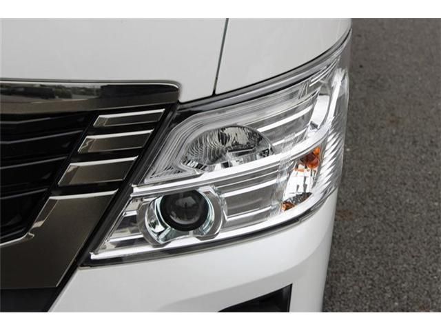 CARAVAN van 2WD