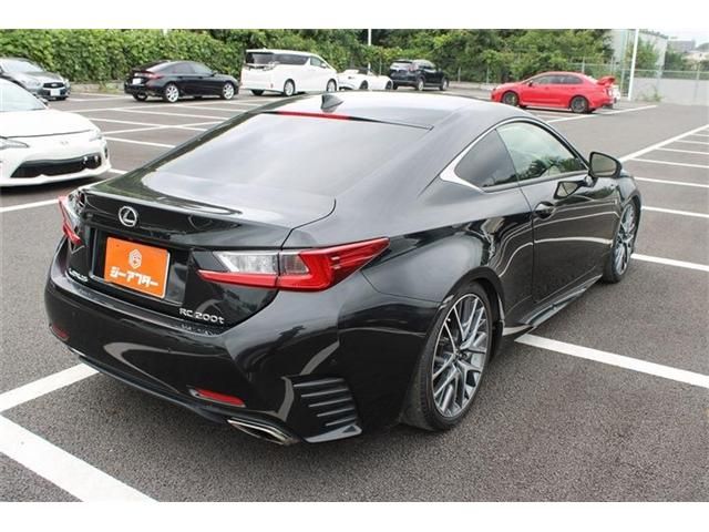 LEXUS RC200t