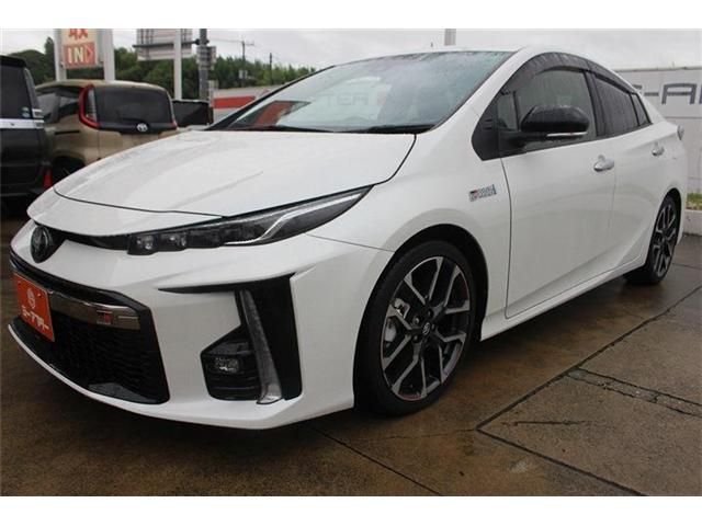 PRIUS PHV