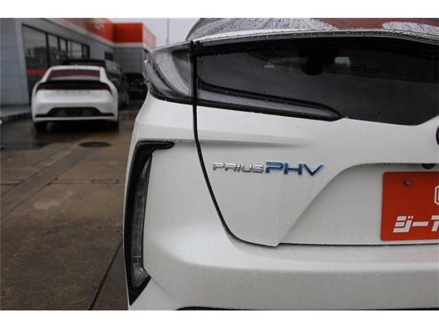 PRIUS PHV