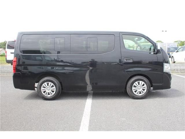 CARAVAN van 2WD