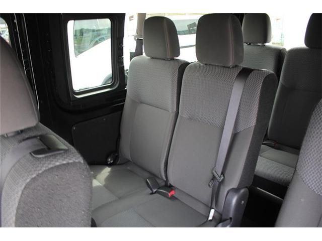 CARAVAN van 2WD