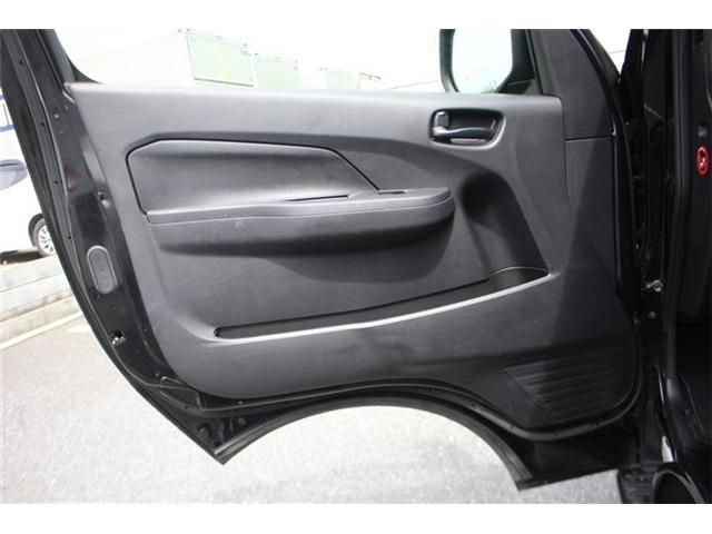 CARAVAN van 2WD