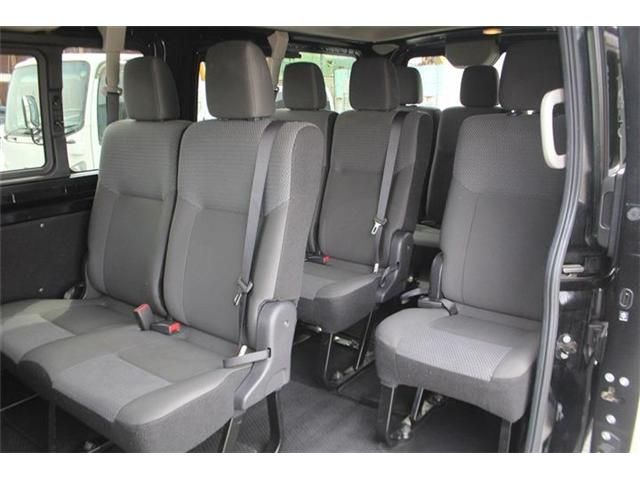 CARAVAN van 2WD