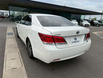CROWN sedan hybrid