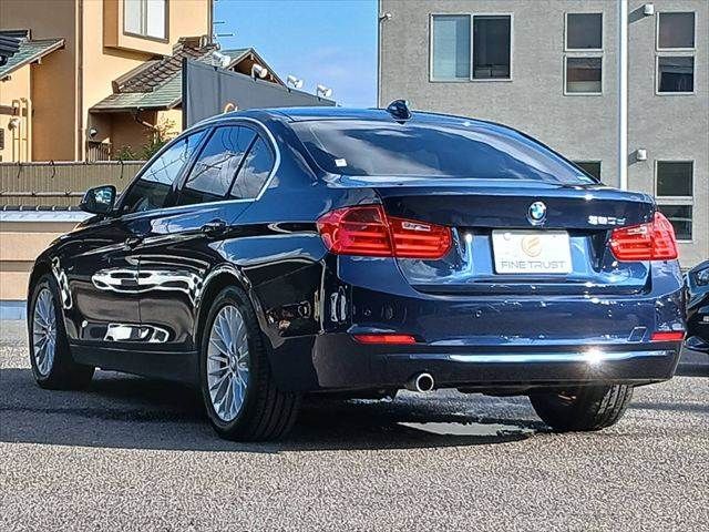 BMW 3series sedan