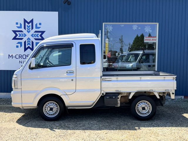 Super CARRY truck 4WD