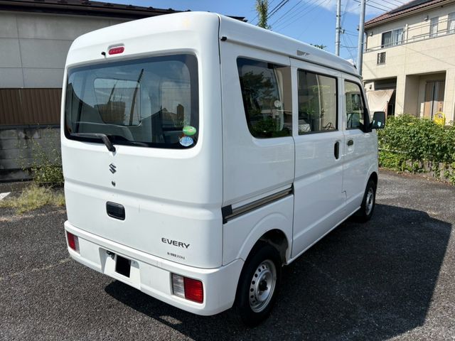 EVERY van 4WD