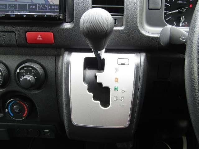 HIACE van 2WD