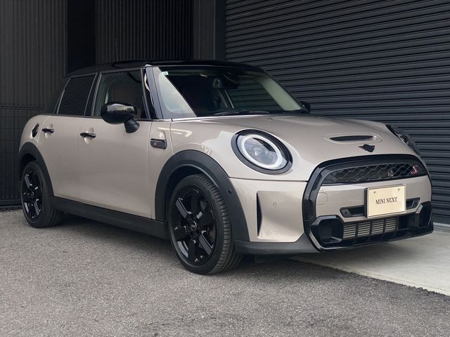 MINI COOPER SD 5DOOR