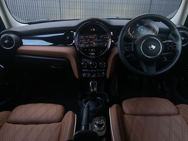 MINI COOPER SD 5DOOR