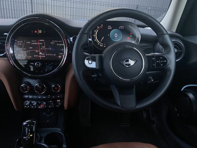 MINI COOPER SD 5DOOR