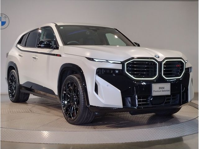 BMW XM