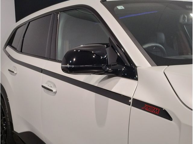 BMW XM