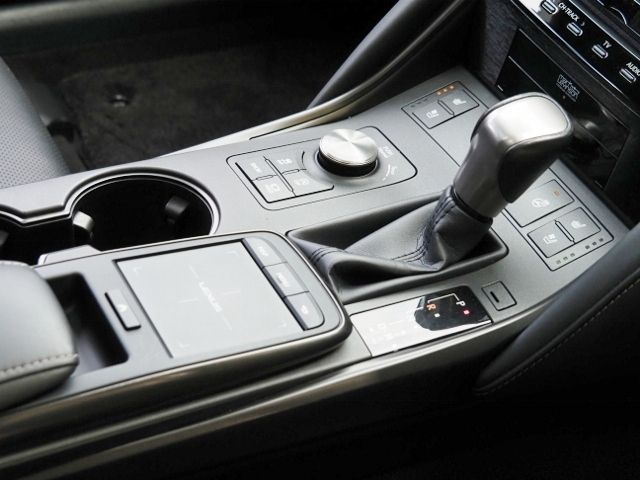 LEXUS IS300