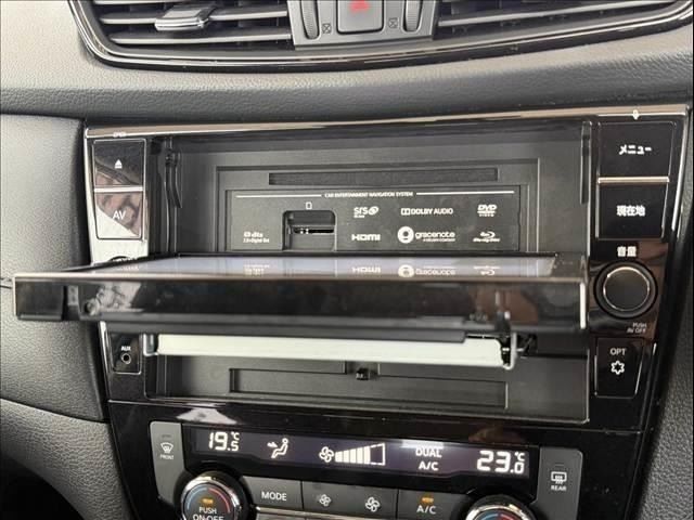 X-TRAIL HYBRID 4WD