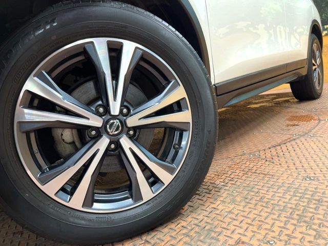 X-TRAIL 4WD