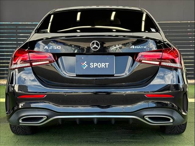 MERCEDES BENZ A class sedan