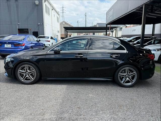 MERCEDES BENZ A class sedan