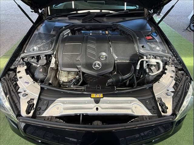 MERCEDES BENZ C class sedan